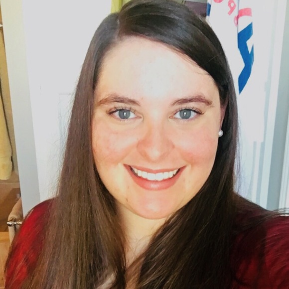 Meet your Posher, Alaina - Picture 1 of 1